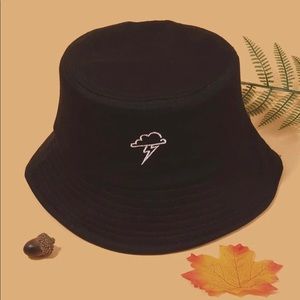 cloud embroidered bucket hat